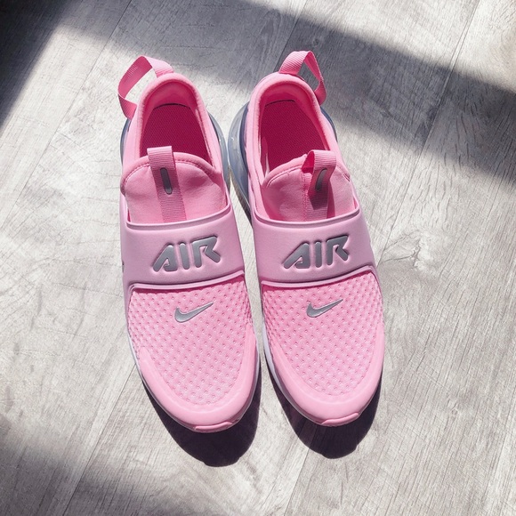 Nike Shoes - Air max 270!extreme